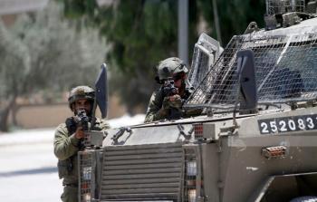 الاحتلال يُصيب شابًا ويعتقله في مدينة قلقيلية