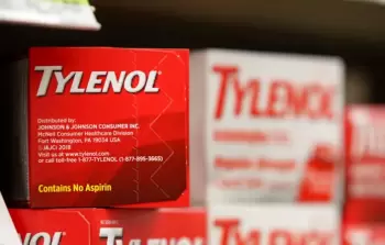 هل يعرّض تناول الباراسيتامول خلال الحمل الجنين لخطر التوحد؟