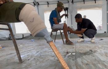 رصاصة ودم ونجاة.. الغزي الغندور يروي فصلاً من وجع غزة