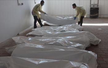 صورة من استلام وزارة الصحة جثامين شهداء احتجزوا من قبل الاحتلال خلال الحرب