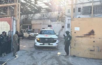 صورة توثق جانًبا من الاستعداد لتسليم 7 أسرى 