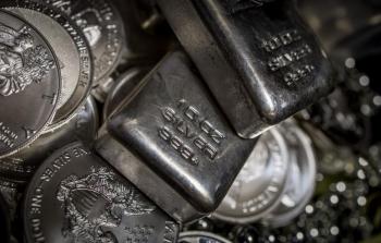 ارتفاع الأسعار الفضة جاء نتيجة ارتفاع مستويات الديون في الغرب وتراجع قيمة العملات