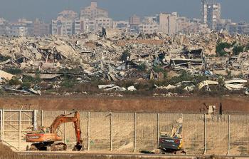 يواجه قطاع غزة أكبر كارثة إنشائية في التاريخ الحديث بسبب تراكم 70 مليون طن من الركام