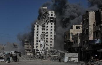 جيش الاحتلال يكثف غاراته على مدينة غزة بالتزامن مع إطلاق المفاوضات التفصيلية لخطة ترامب لوقف الحرب