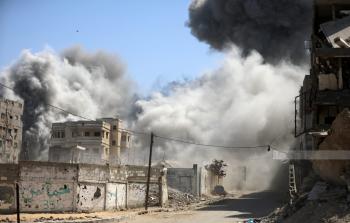 تصاعد أعمدة الدخان جراء غارة 