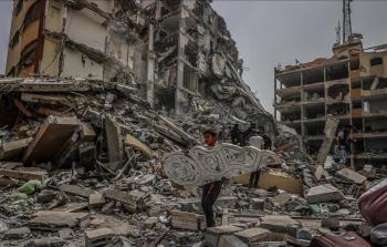 تلُّ الهوا بين الرُّكام والأمل... حيّ يرفض الانكسار رغم الإبادة