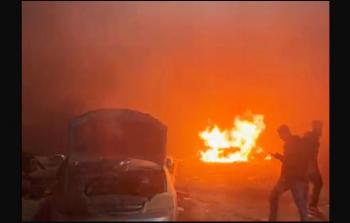 مستوطنون يهاجمون بلدة المغير ويحرقون مركبات للمواطنين