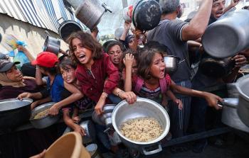 منذ 2 مارس 2025 يغلق الاحتلال جميع المعابر المؤدية إلى غزة، مانعا أي مساعدات إنسانية