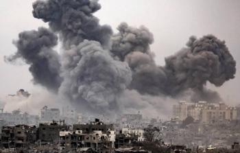 تصاعد أعمدة الدخان جراء غارة 