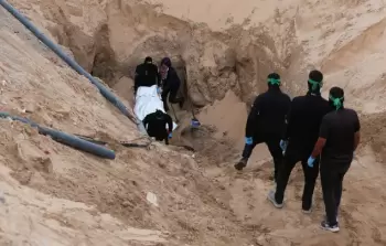 كتائب القسام تنتشل جثة أسير 