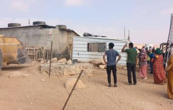 الاحتلال يهدم غرفا سكنية ومنشآت زراعية جنوب الخليل