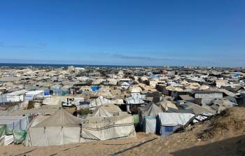 ظروف قاسية يعيشها أهالي غزة داخل الخيام مع اقتراب فصل الشتاء