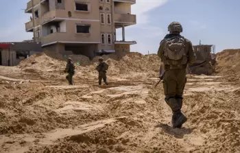 ملاحقة قانونية متواصلة لجنود 