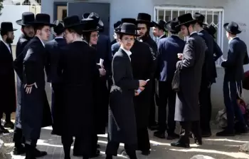 الحريديم في مظاهرة احتجاجية على قانون التجنيد