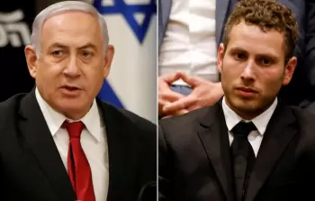 رئيس وزراء الاحتلال بنيامين نتنياهو وابنه أفنير