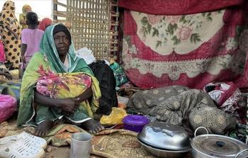 ظروف صعبة يعيشها النازحون في الفاشر