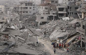 بموازاة القوة الدولية تعمل مجموعة أخرى على خطط إعادة الإعمار