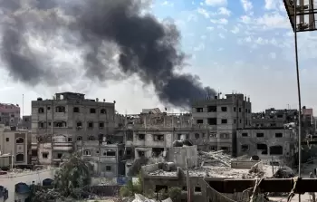 تصاعد أعمدة الدخان جراء غارة 