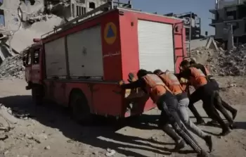 الدفاع المدني يناشد الجهات الدولية لإدخال الوقود لعمل مركباته ومواصلة عمله في القطاع