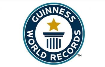 صورة لشعار موسوعة الأرقام القياسية 