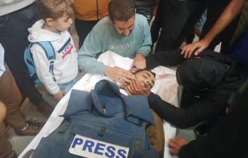 صورة من وداع وتشييع الشهيد الصحفي محمود وادي