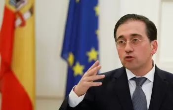 وزير الخارجية الإسباني خوسيه مانويل ألباري