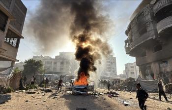 صورة أرشفية من قصف الاحتلال مركبة خلال وقف إطلاق النار بغزة