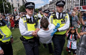 نشطاء منظمة العمل من أجل فلسطين يعانون من القمع داخل السجن