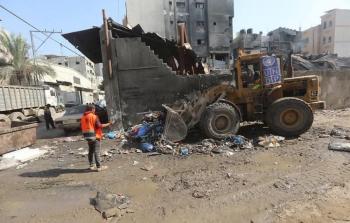أزمة الوقود تؤثر بشكل سلبي وكبير على تشغيل مرافق الصرف الصحي التابعة لبلدية غزة