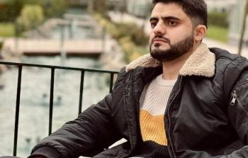 الشهيد  أنس عبد الفتاح الذي ارتقى شهيدًا بعد ثلاثة أعوام من المعاناة مع الشلل جرّاء إصابته برصاص أجهزة أمن السلطة باضفة الغربية