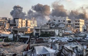 تصاعد أعمدة الدخان جراء غارة 