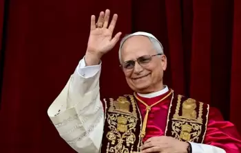 بابا الفاتيكان ليو الرابع عشر: 