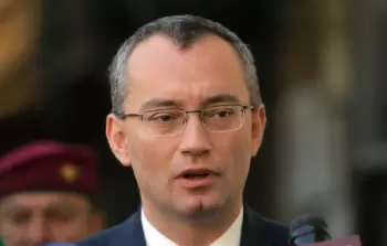 الدبلوماسي والسياسي البلغاري نيكولاي ملادينوف