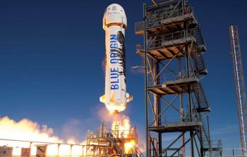 تعليق الأنشطة السياحية يهدف لمنافسة شركة سبيس إكس (أرشيف)