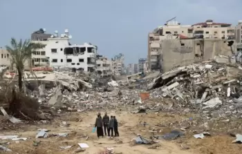 صورة توثِّق الدمار الذي خلفه قصف الاحتلال لمنازل المواطنين في غزة