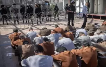 الاسرى الفلسطينيون في سجون الاحتلال