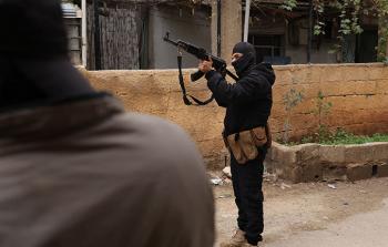 بريطانيا تقول إن المنطقة المستهدفة خلت من أي سكن مدني قبل الهجوم