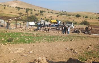 اضطرت العائلات إلى مغادرة مساكنها ومصادر رزقها خوفاً على سلامتها، في ظل غياب أي حماية