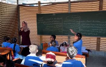 خيام تعليمية.. طوق أطفال شمال غزة للنجاة من الجهل