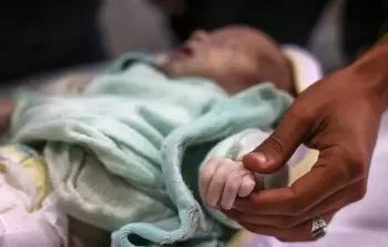 طفل رضيع توفي جراء البرد الشديد في غزة