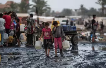 تواصل تسرب مياه الصرف الصحي في قطاع غزة