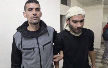 الاحتلال يُفرج عن 12 أسيرًا بينهم سيدة من قطاع غزَّة