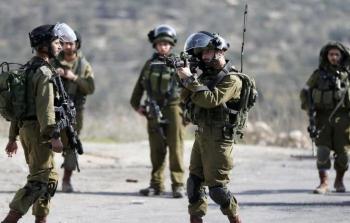 قوات الاحتلال تطلق نيرانها تجاه أهالي الضفة الغربية (أرشيفية)