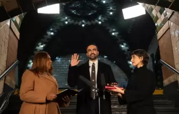 عمدة نيويورك زهران ممداني يؤدي اليمين عمدة لنيويورك