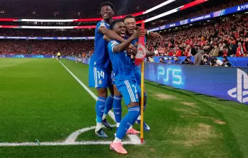 احتفال فينيسيوس بهدف الفور لريال مدريد