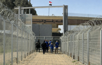 معبر رفح تحيطه أسلاك شائكة وإجراءات مشددة