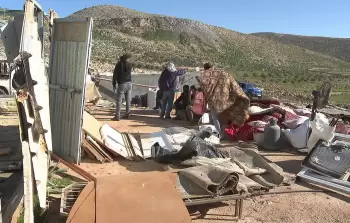 نزوح عائلات من تجمع الخلايل البدوي شرق رام الله