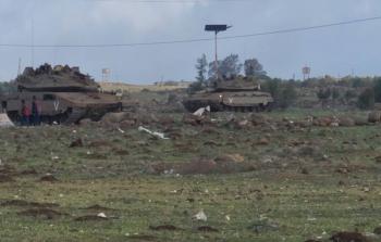قوات الاحتلال تواصل توغلها بريف القنيطرة وتنفذ 143 انتهاكاً جنوبي سوريا خلال شهر.