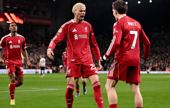 الفرنسي إيكيتيكي سجل هدفين  للفربول (وكالات)