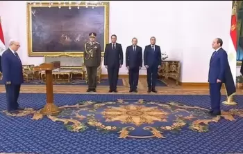 جانب من أداء الحكومة المصرية الجديدة لليمين الدستورية أمام الرئيس عبد الفتاح السيسي